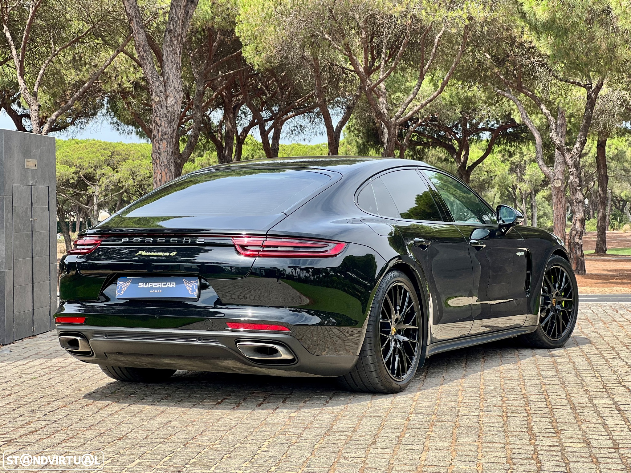 Porsche Panamera 4 E-Hybrid - 20