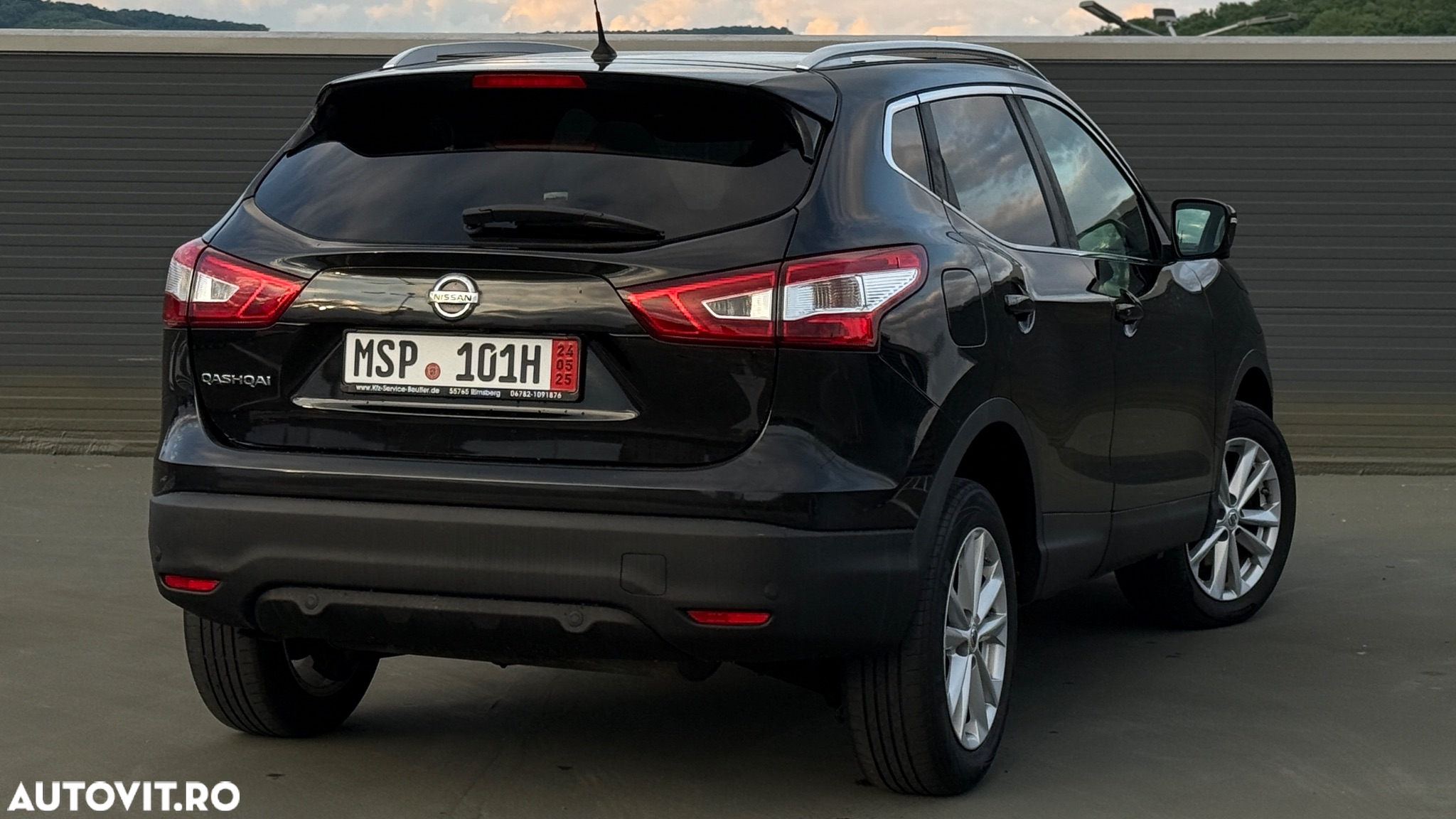 Nissan Qashqai 1.6 DCI Start/Stop 4X4-i Tekna - 4