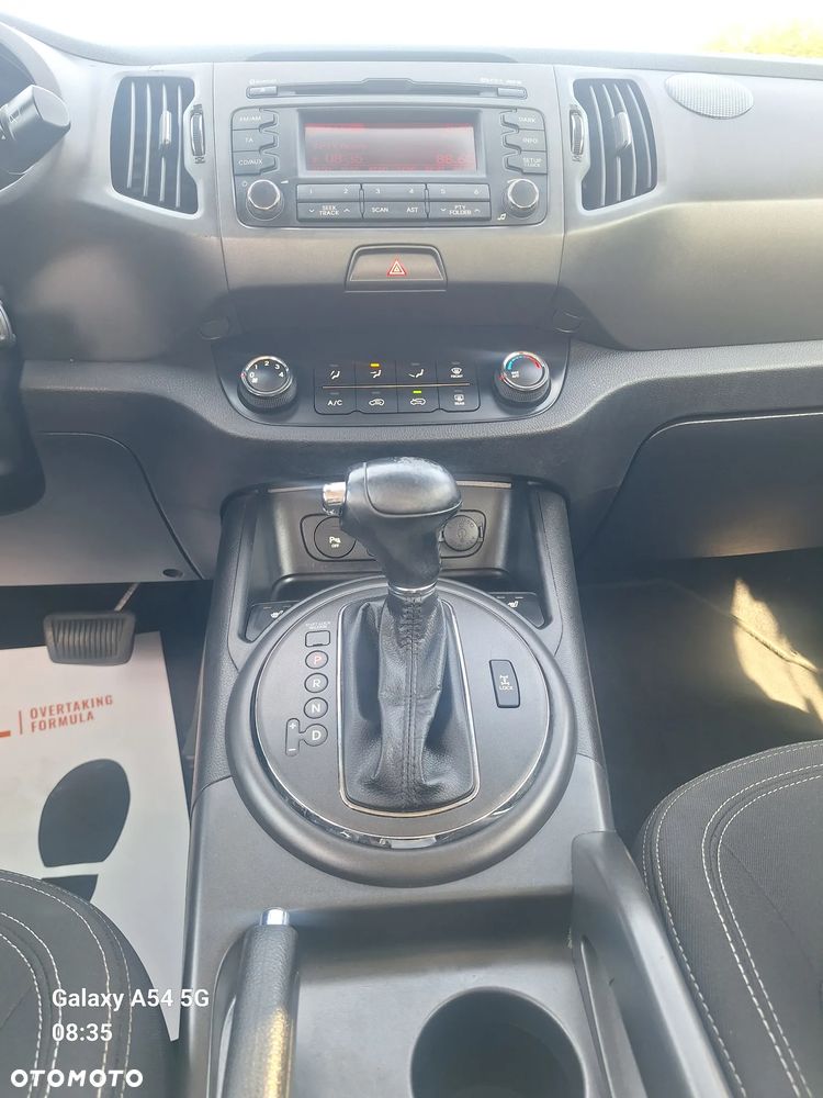Kia Sportage 2.0 CRDI 4WD Automatik Vision - 14