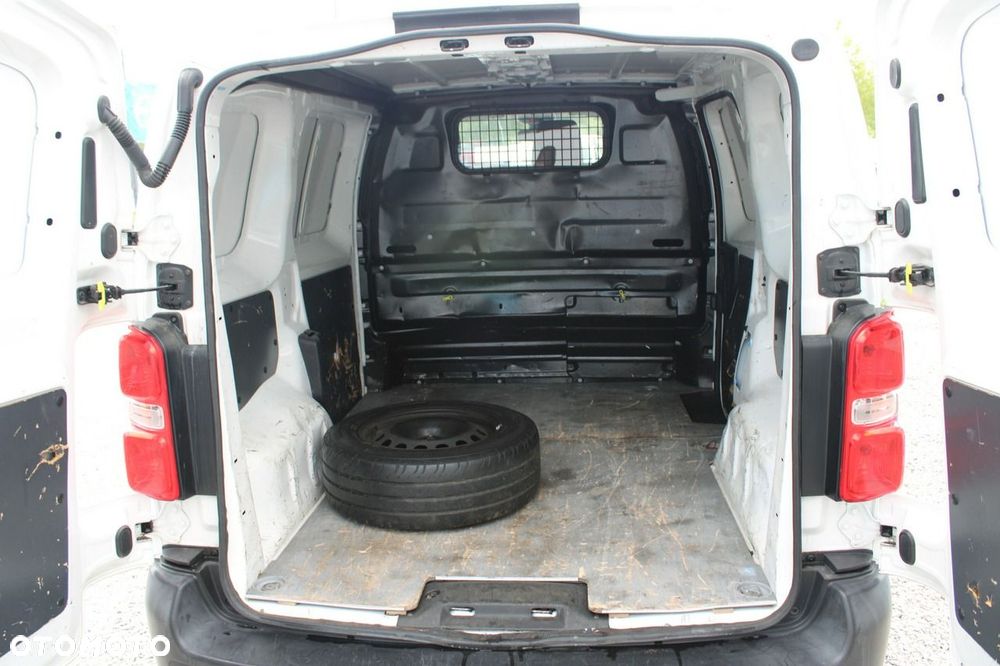Toyota ProAce - 12