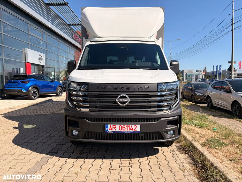Nissan Interstar - 10