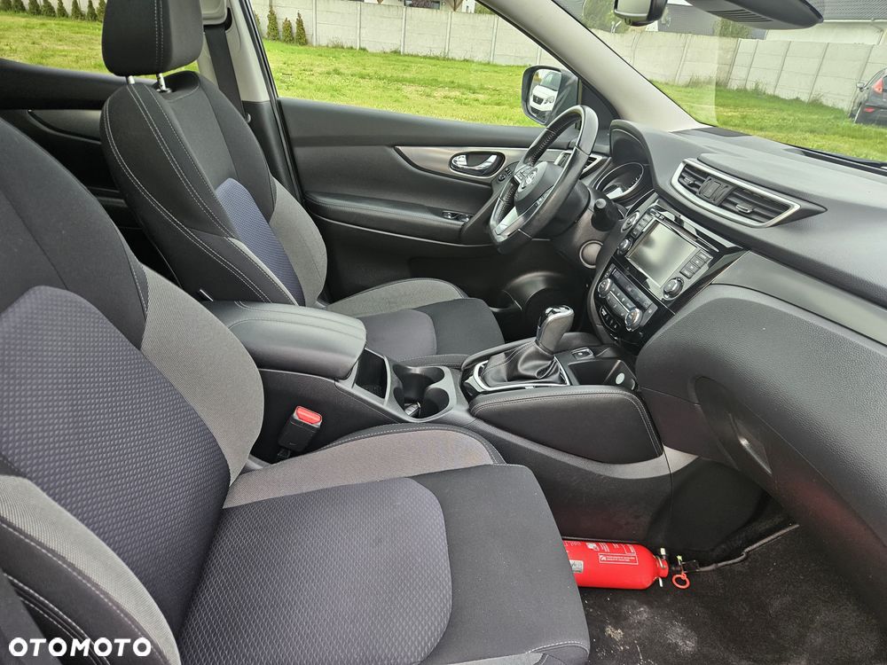 Nissan Qashqai - 23