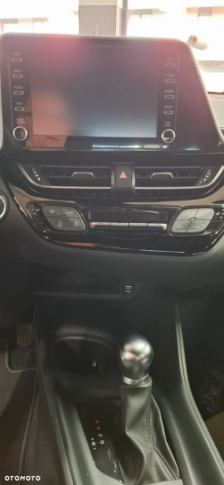 Toyota C-HR 2.0 Business-Edition - 40