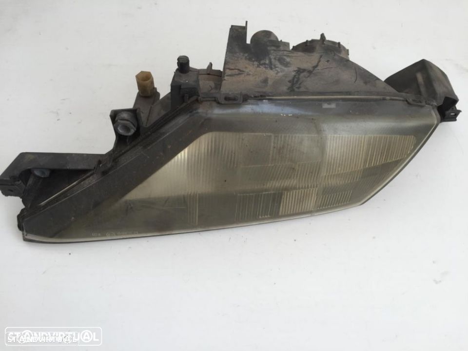 farol optica frente esquerdo lancia y - 1