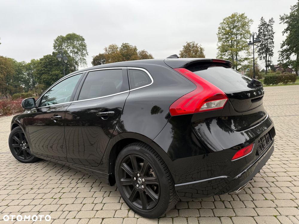 Volvo V40 D3 Inscription - 8