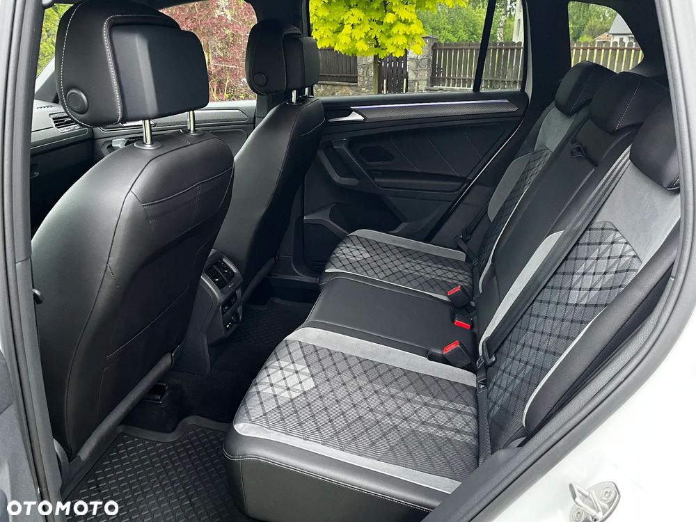 Volkswagen Tiguan ver-1-5-ehybrid-opf-dsg-r--line - 21