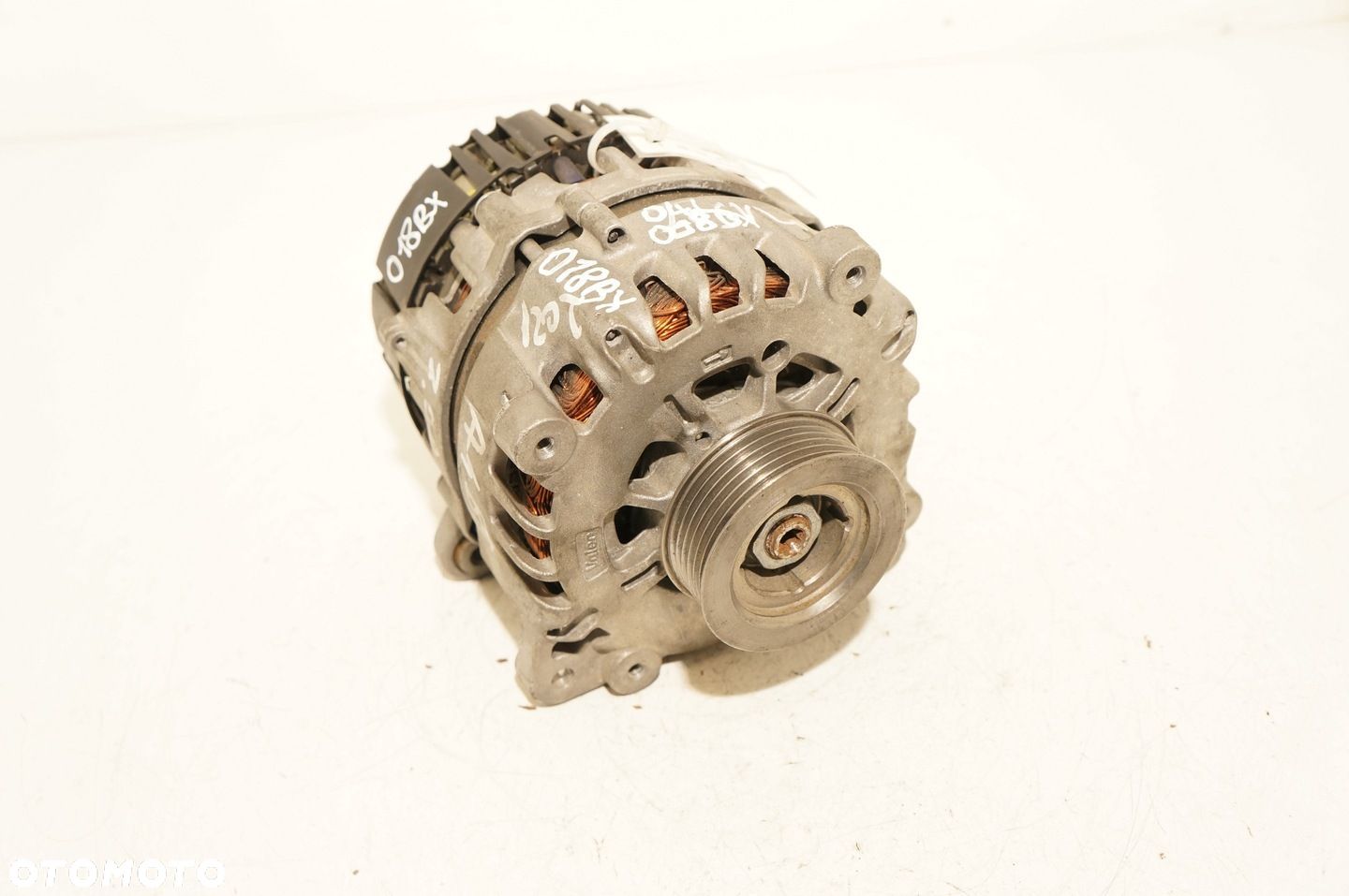 ALTERNATOR SILNIKA AUDI A6 C8 A7 A5 8W A4 B9 2,0 TDI 04L903018BX 14V 210A - 1