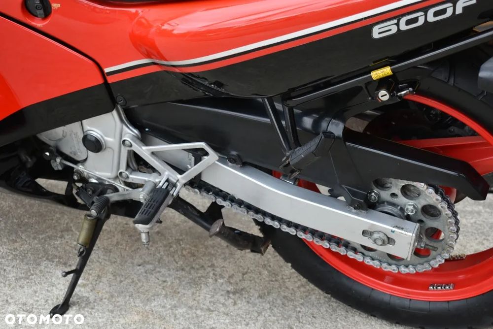 Honda CBR - 18