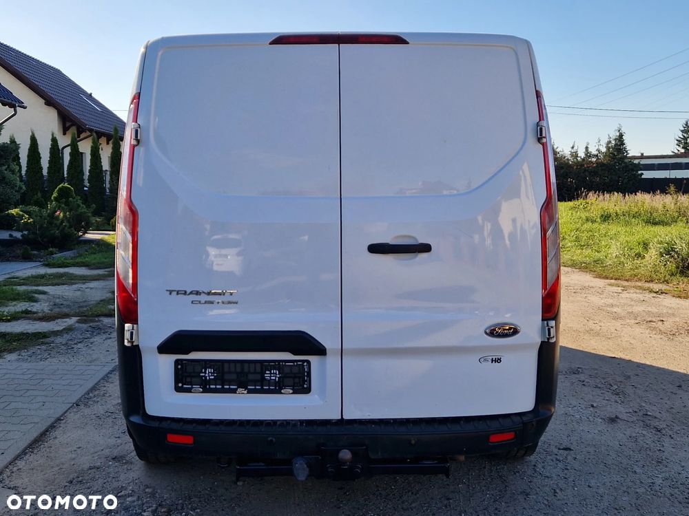 Ford Transit Custom 290 L2H1 Limited - 14