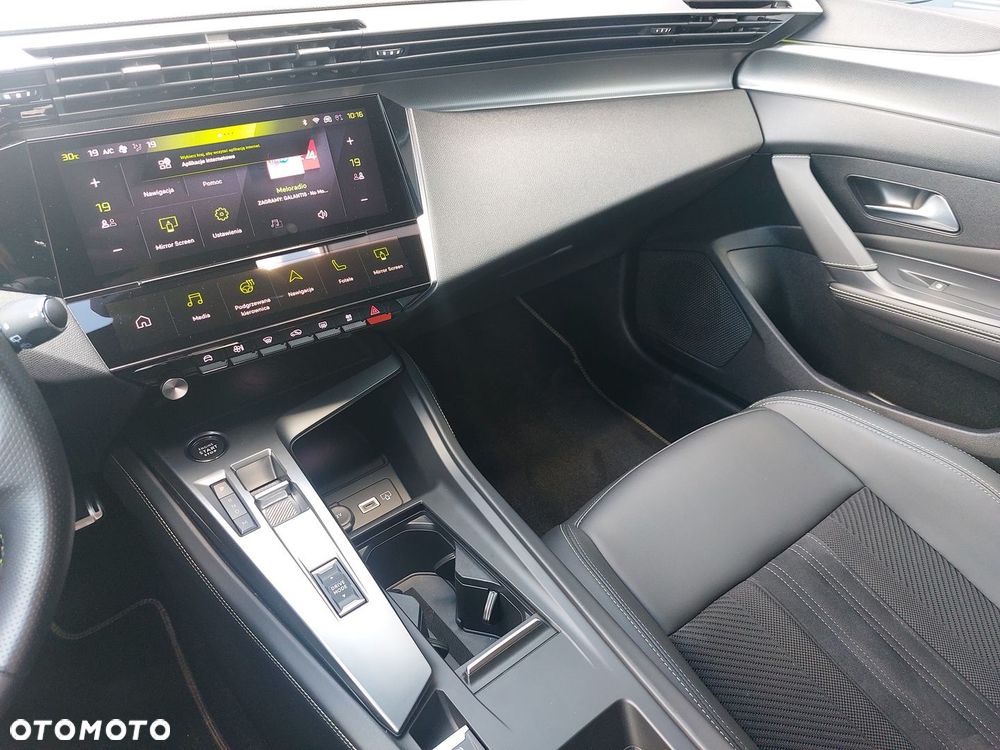 Peugeot 308 - 18