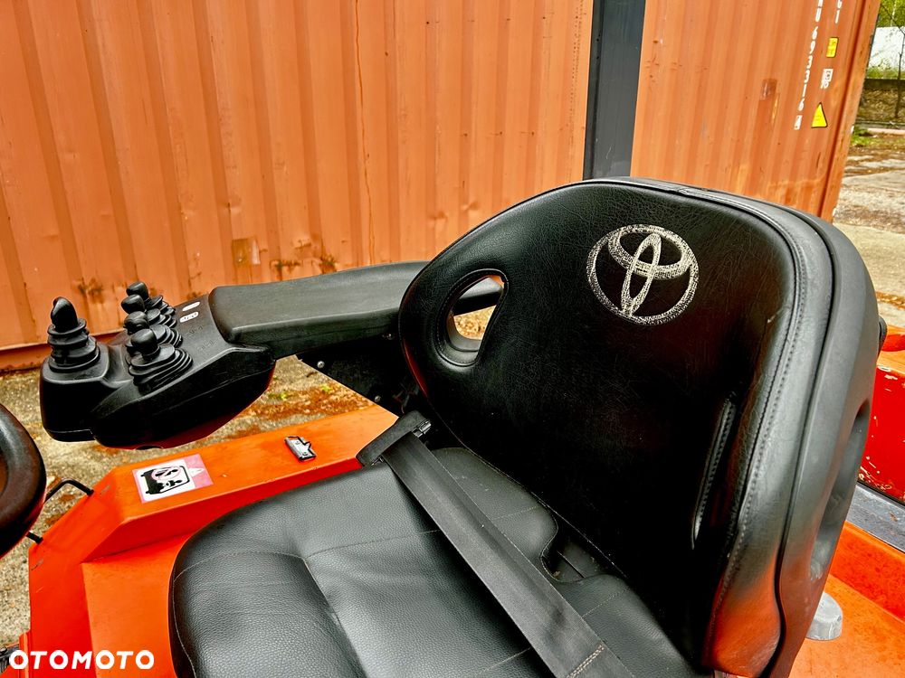 Toyota 7FBMF30 - 11