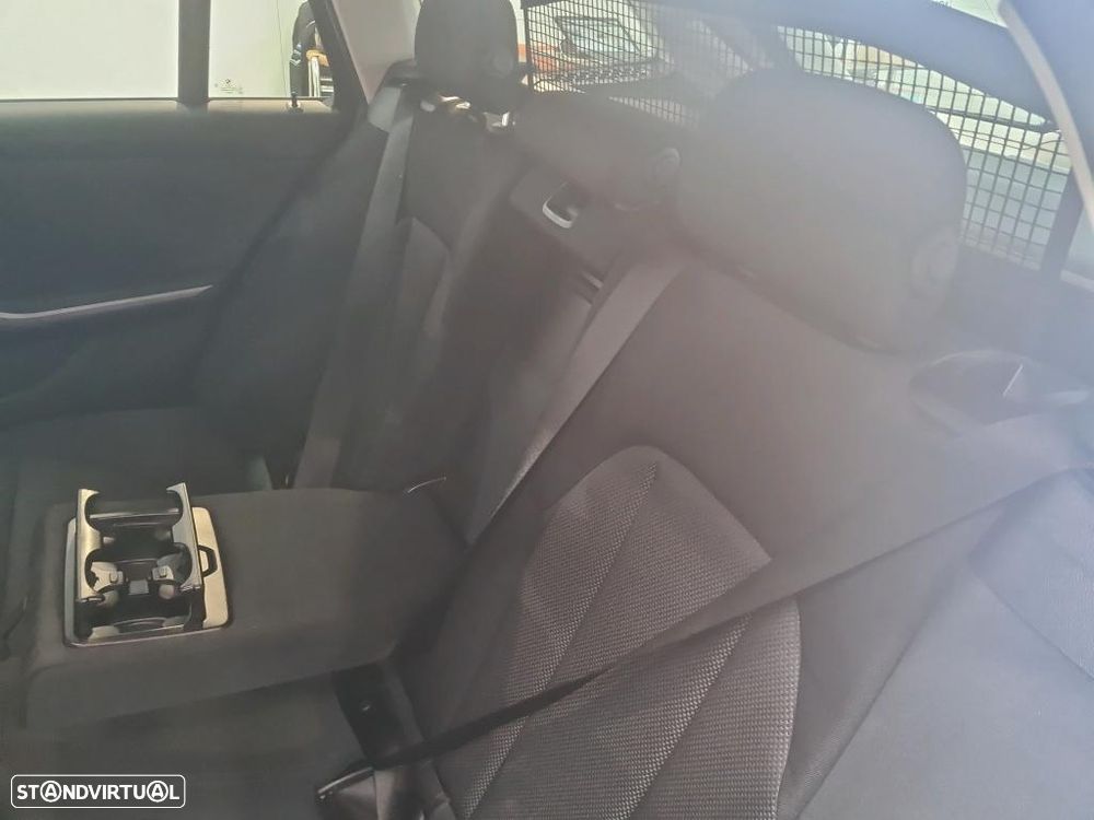 BMW 330 e Corporate Edition Auto - 8