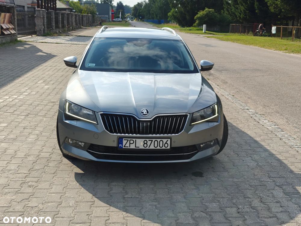 Skoda Superb 2.0 TDI L&K - 4