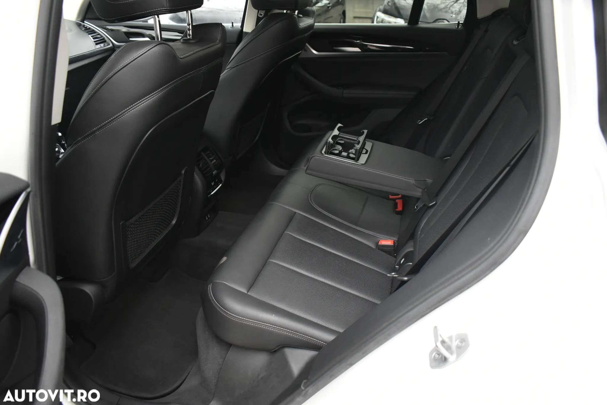 BMW X3 sDrive18d AT MHEV - 18