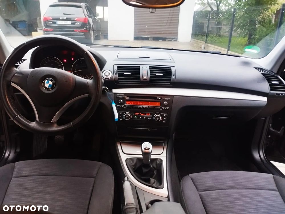 BMW Seria 1 - 18