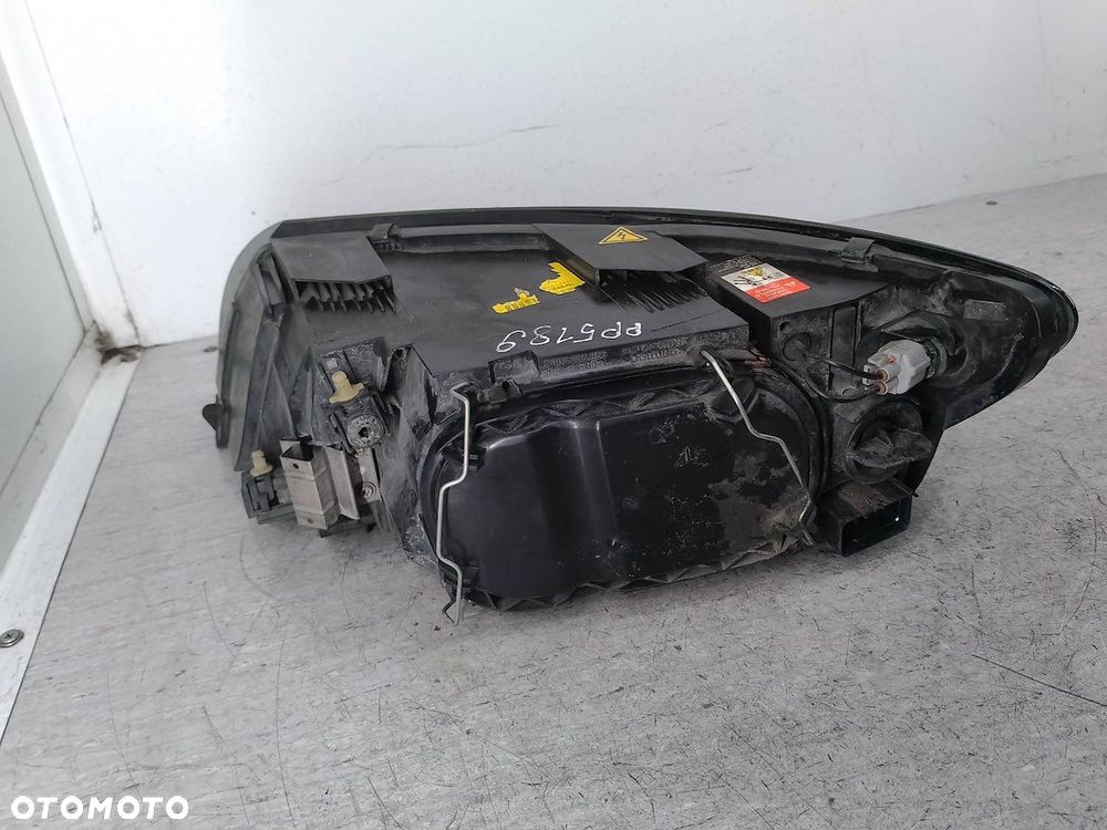 LAMPA PRZÓD PRAWA XENON VOLVO S40 II - 3