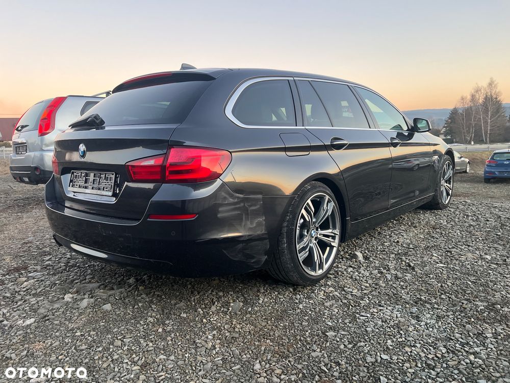 BMW Seria 5 520d Luxury Line - 13