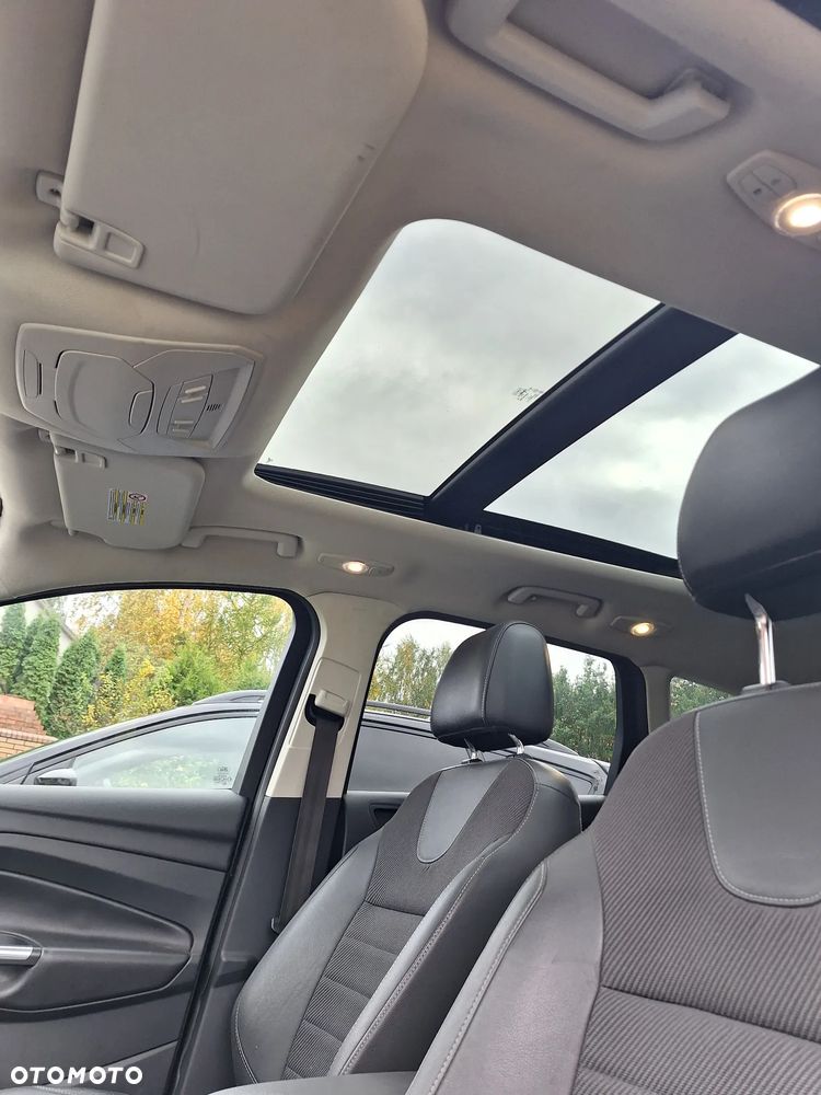 Ford Kuga - 8