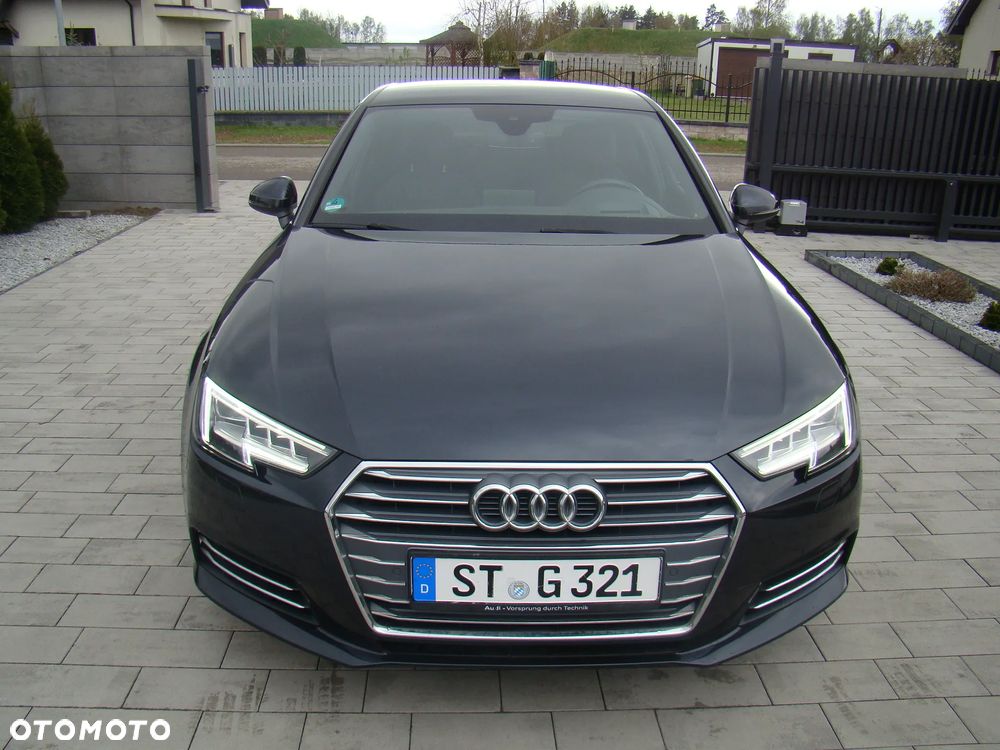 Audi A4 Limousine 40 TFSI design - 3