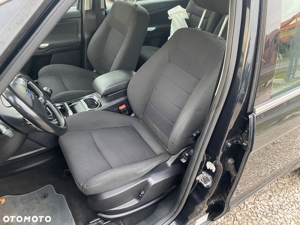 Ford S-Max 2.0 TDCi Titanium - 22