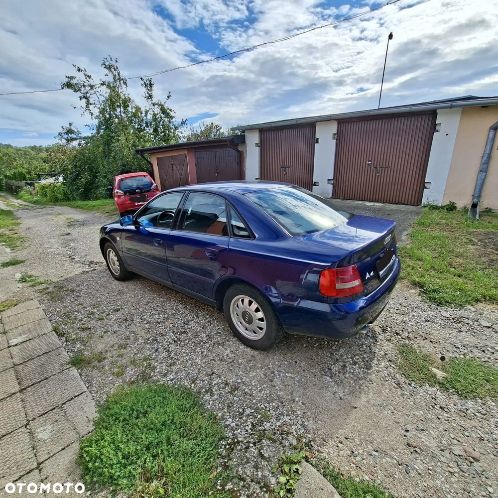 Audi A4 1999 photo 5