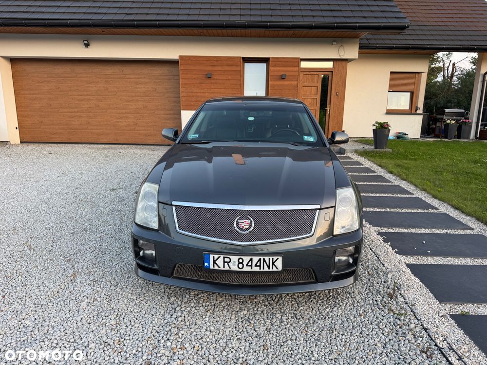 Cadillac STS-V - 4