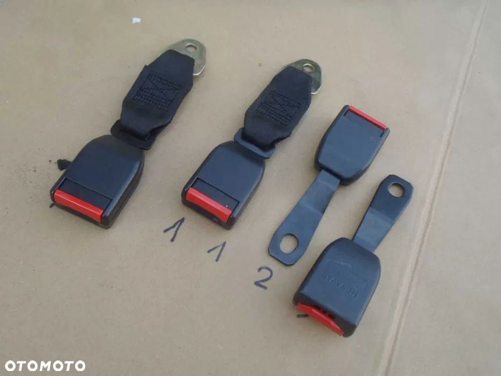 pas pasy zapinka pasa śruby fotela kanapa fiat doblo I lift 03-10r - 4