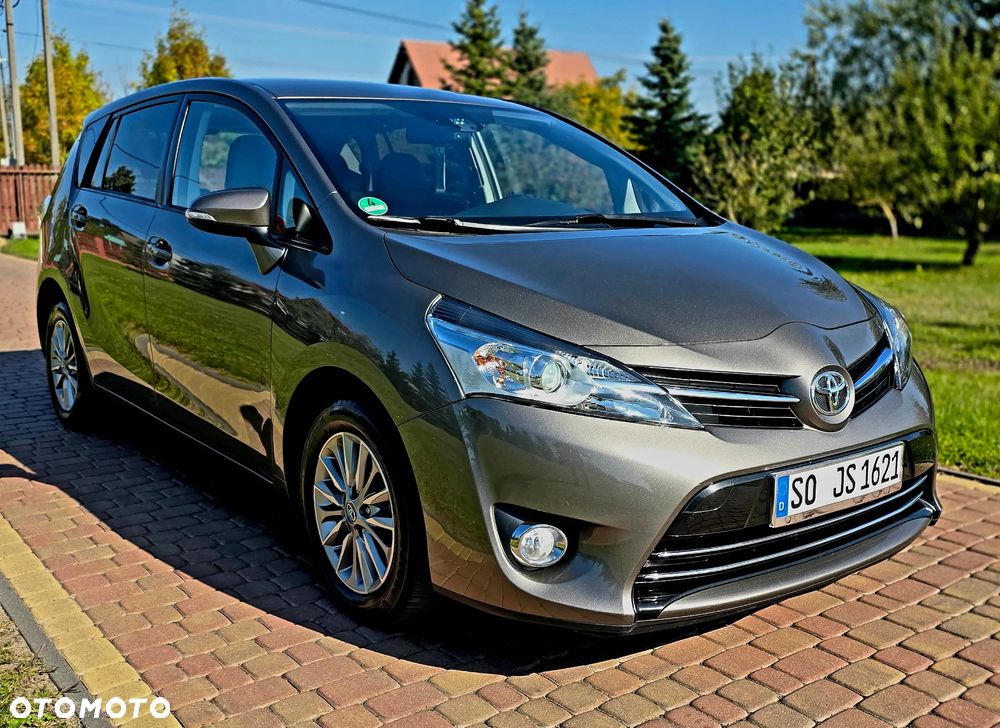 Toyota Verso - 2