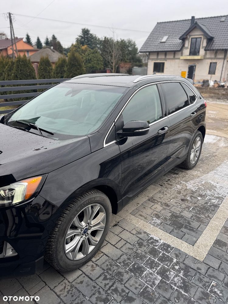 Ford Edge - 4