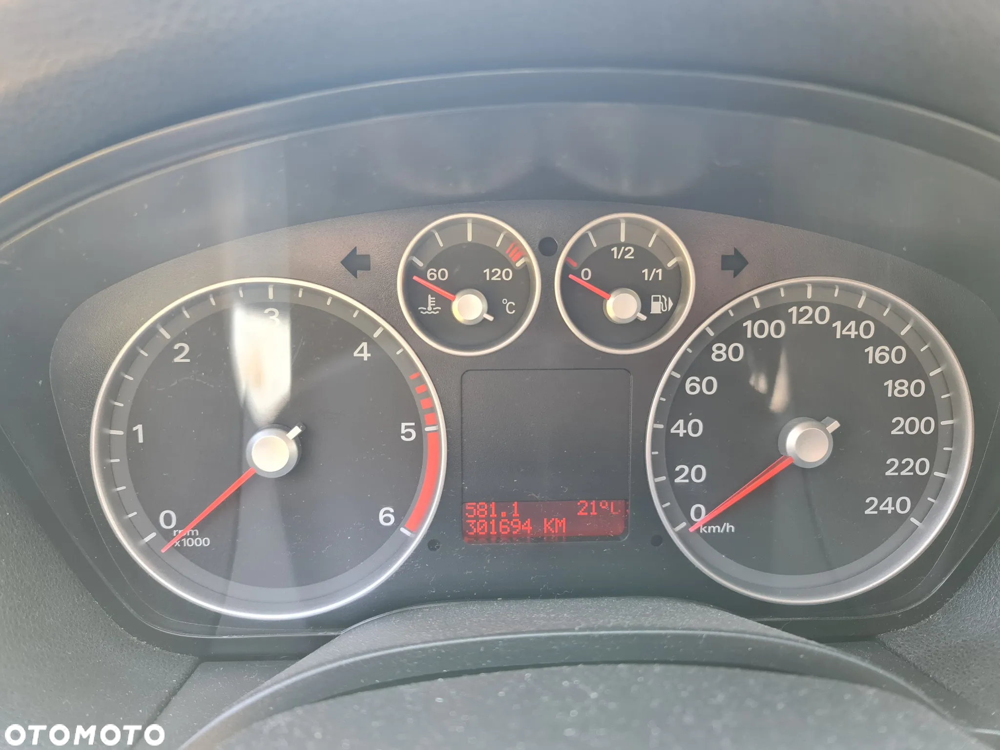 Ford Focus 1.6 TDCi Amber X - 9