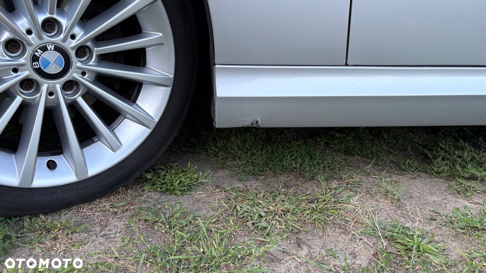 BMW Seria 3 320i - 16