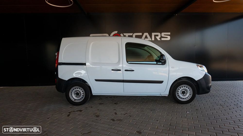 Renault Kangoo 1.5 dCi Business S/S 3L - 6