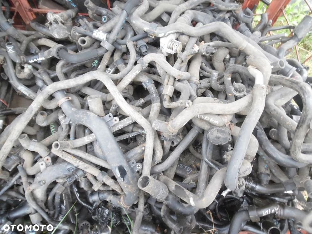 VW T5 2.5 TDI PRZEWODY UKŁADU CHŁODZENIA SILNIKA 1sztuka - 1