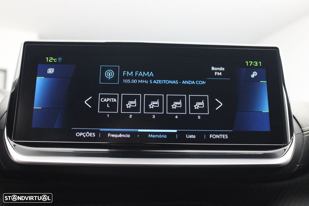 Peugeot e-2008 50 kWh GT - 16