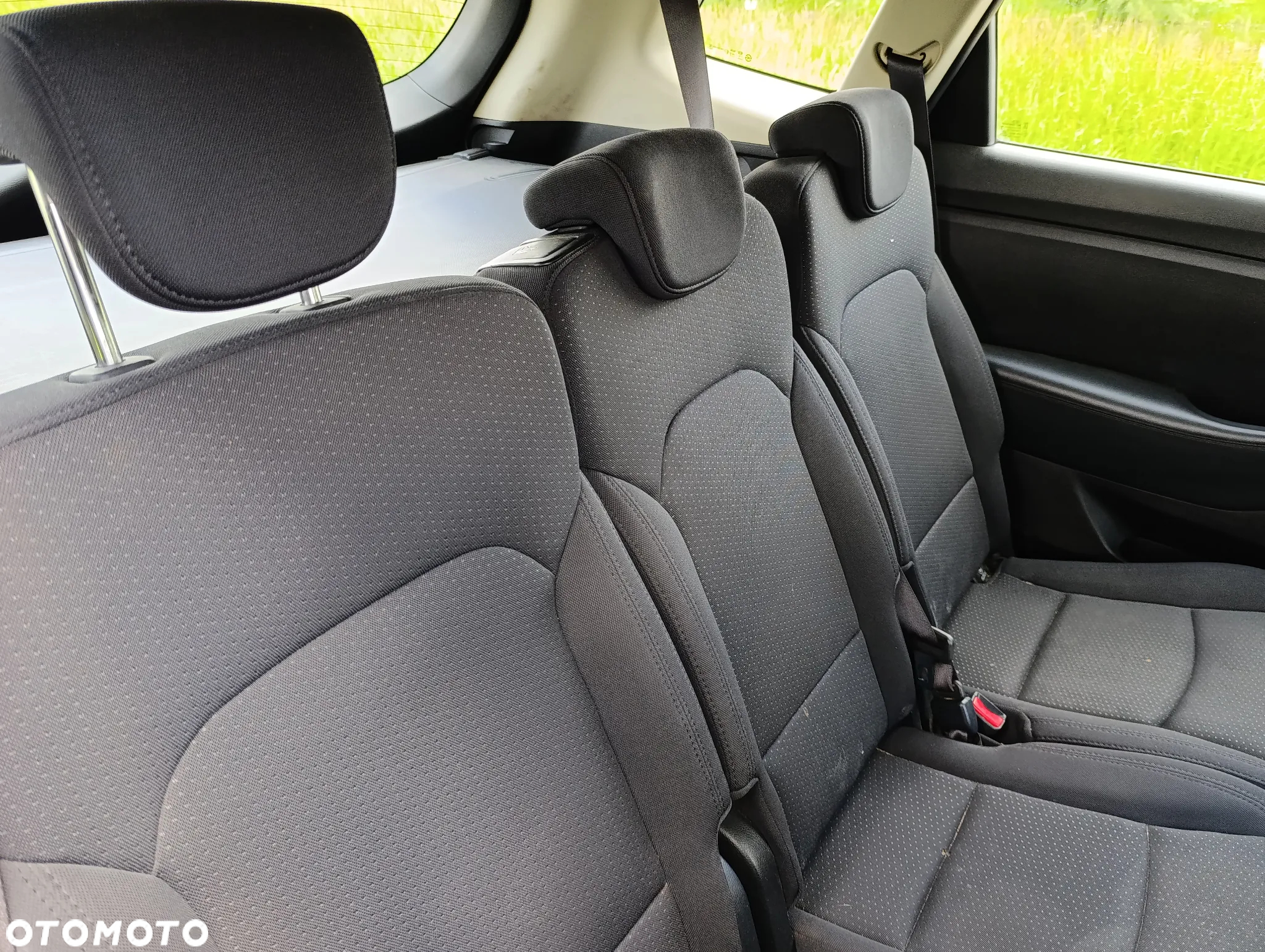 Kia Carens 1.7 CRDi M - 15