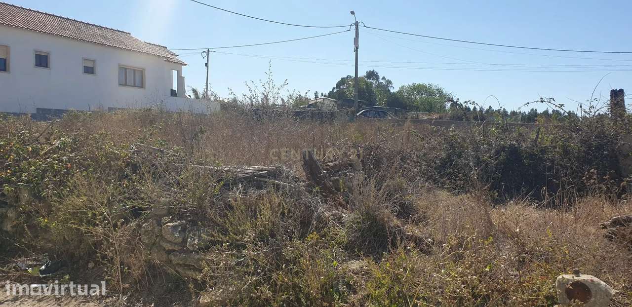 Terreno Urbano com ruína e projeto aprovado para uma moradia T4 na Mou - Grande imagem: 5/19
