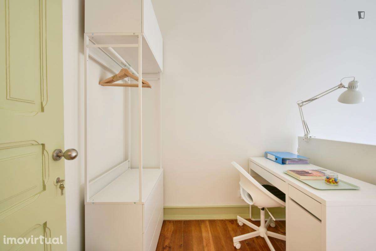 Quarto - localizado em Alcântara Lisbon - Grande imagem: 5/23