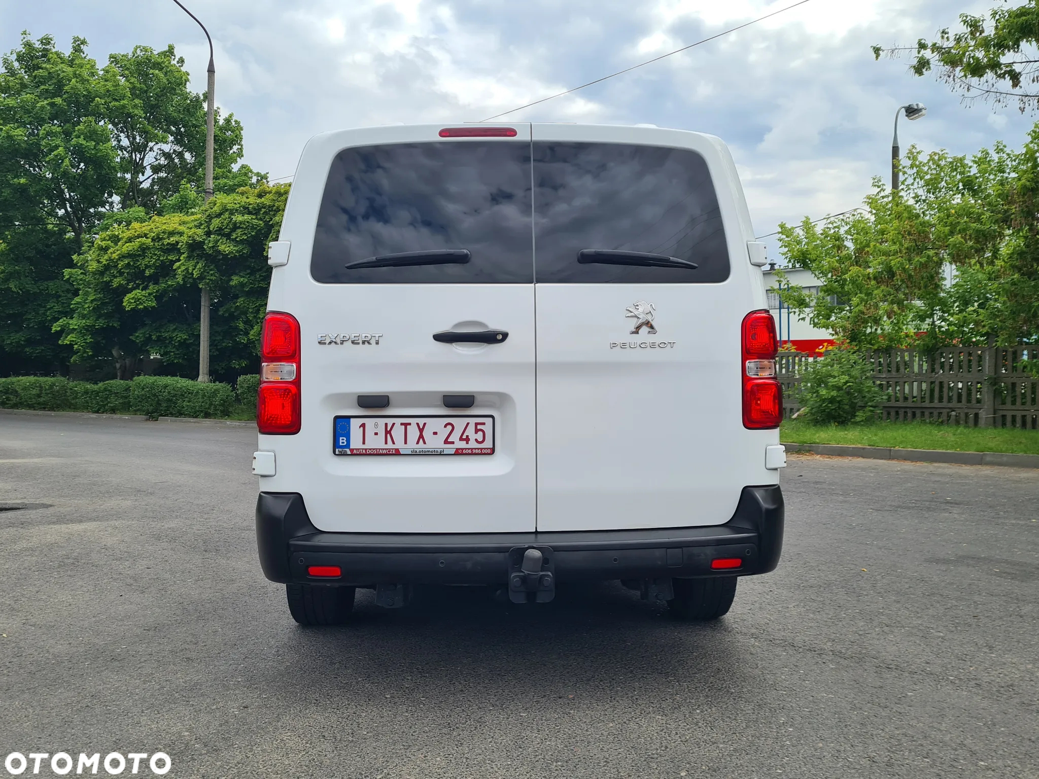 Peugeot Expert 2.0 BlueHDi Standard 3,0t Premium (bryg.) - 32