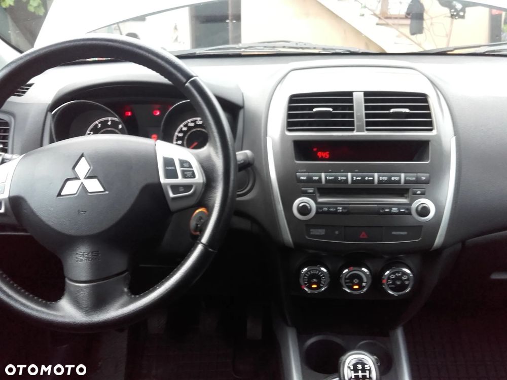 Mitsubishi ASX 1.6 Invite AS&G - 12