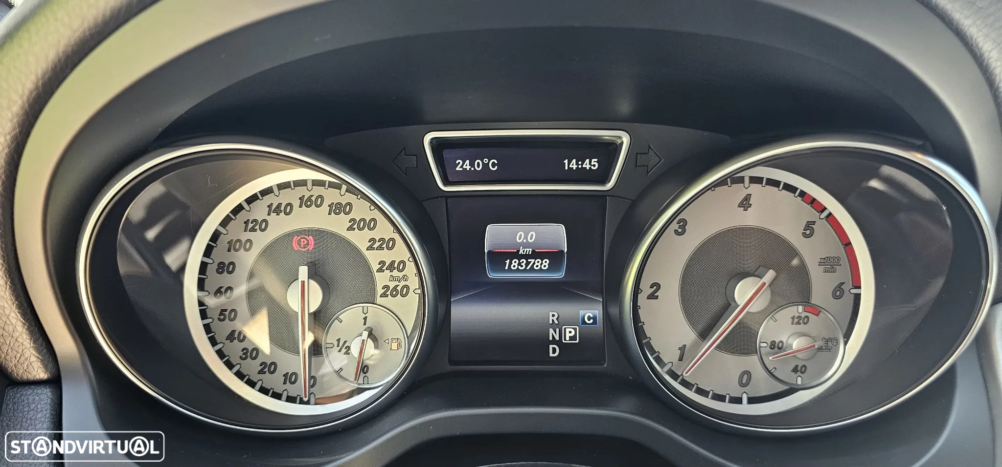 Mercedes-Benz GLA 180 (CDI) d 7G-DCT AMG Line - 17