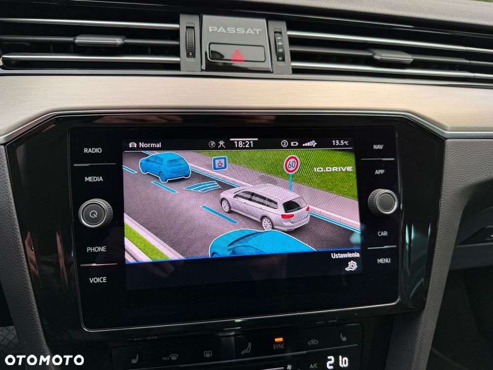 Volkswagen Passat - 29