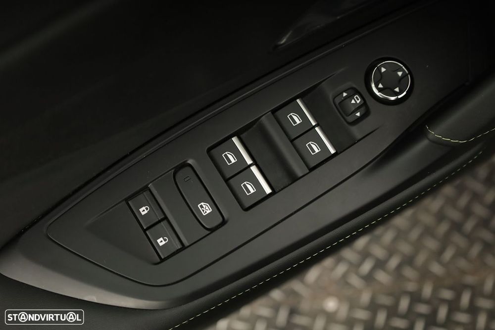 Peugeot 408 1.6 Hybrid GT e-EAT8 - 19