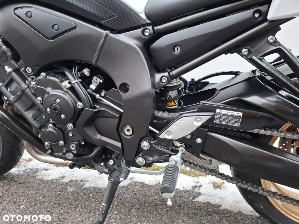 Yamaha FZ8 - 26