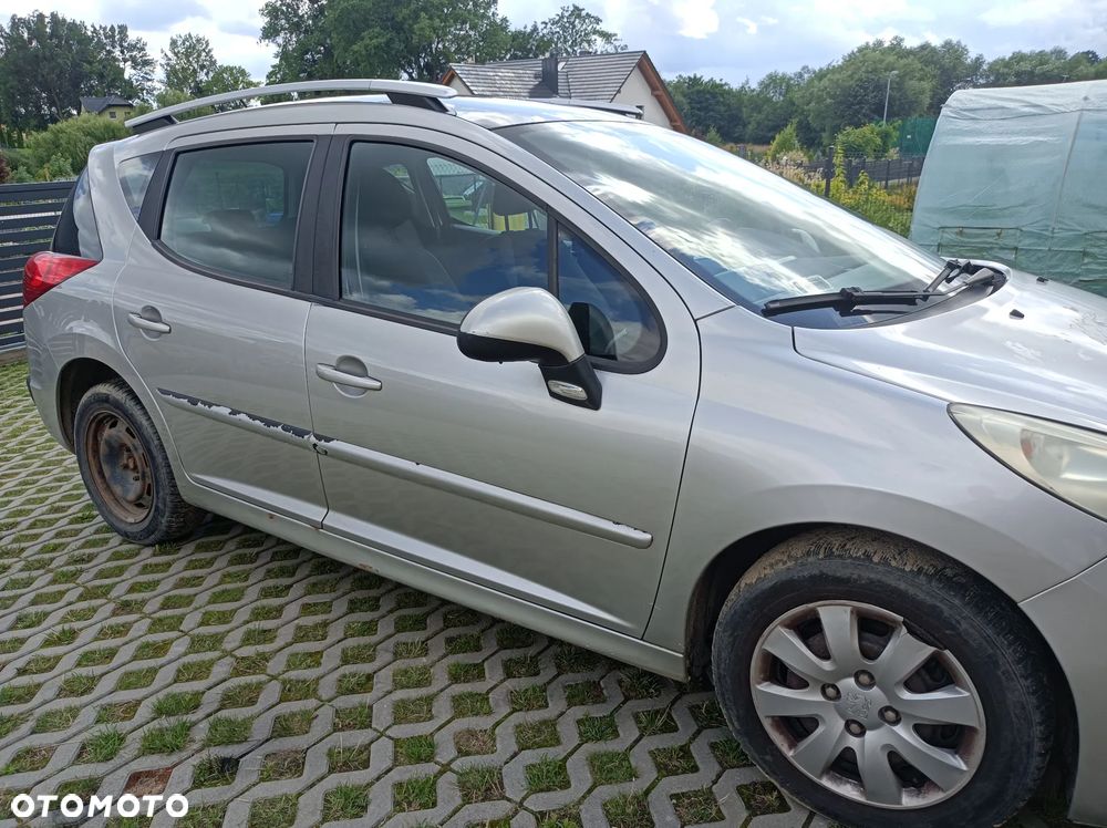 Peugeot 207 1.4 16V Trendy - 9