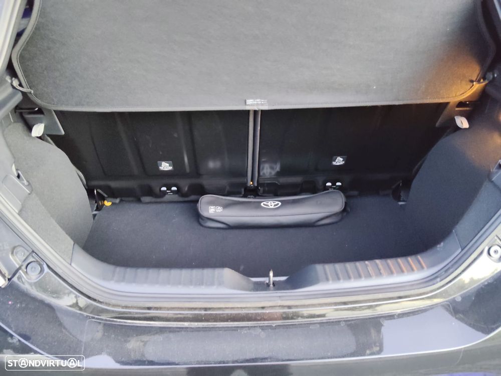 Toyota Aygo 1.0 X-Play Plus - 14