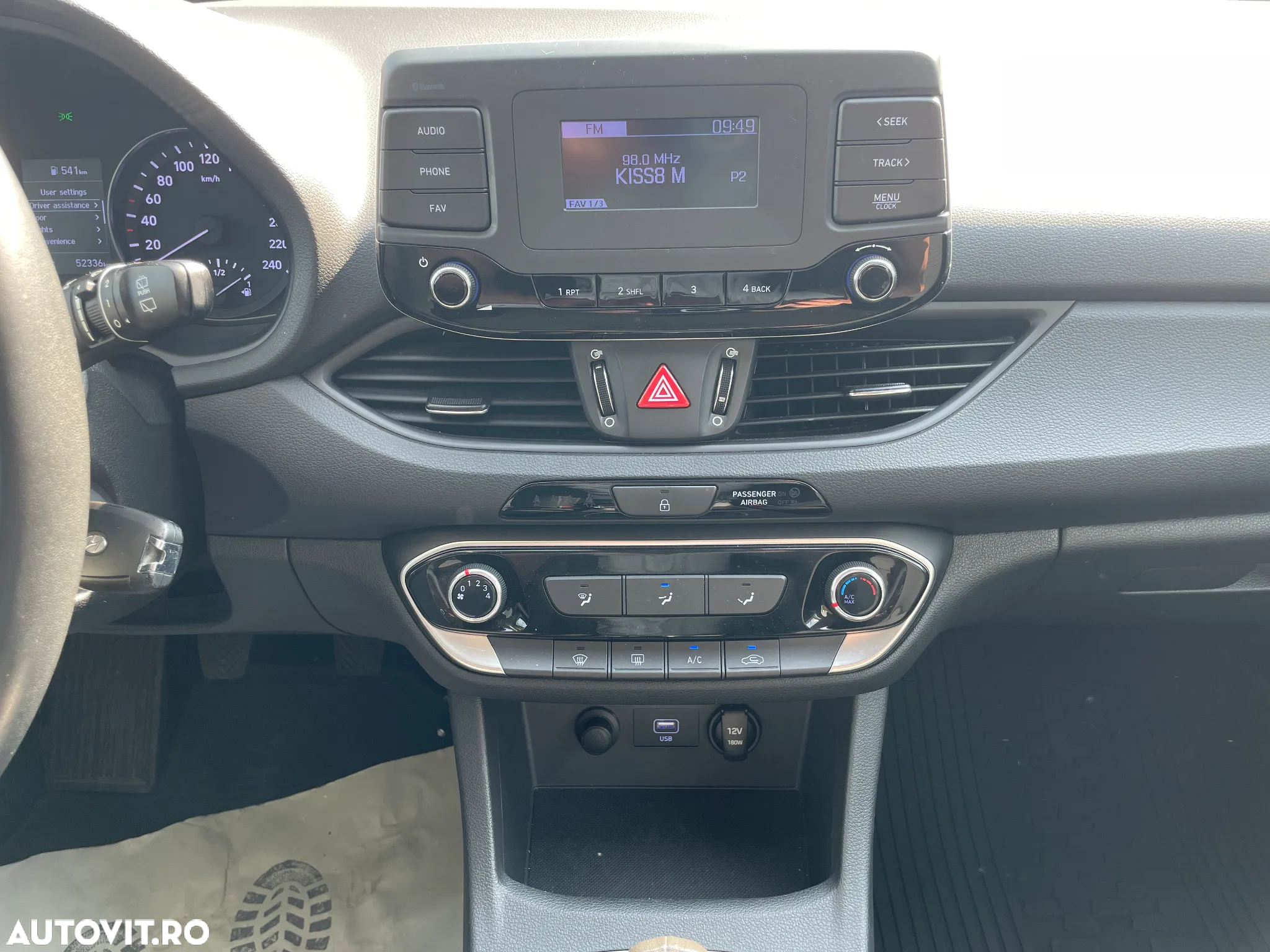 Hyundai i30 1.5 110CP 5DR M/T Comfort - 14