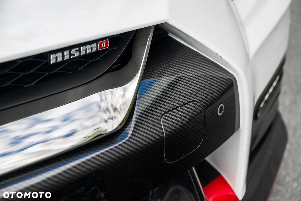 Nissan GT-R Nismo 2020 - 18