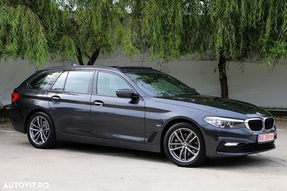 BMW Seria 5 520d Touring Aut. Sport Line - 23