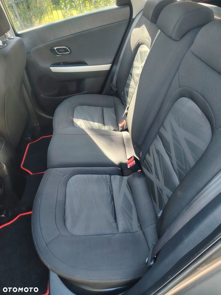 Kia Ceed 1.6 GDI Business Line - 11