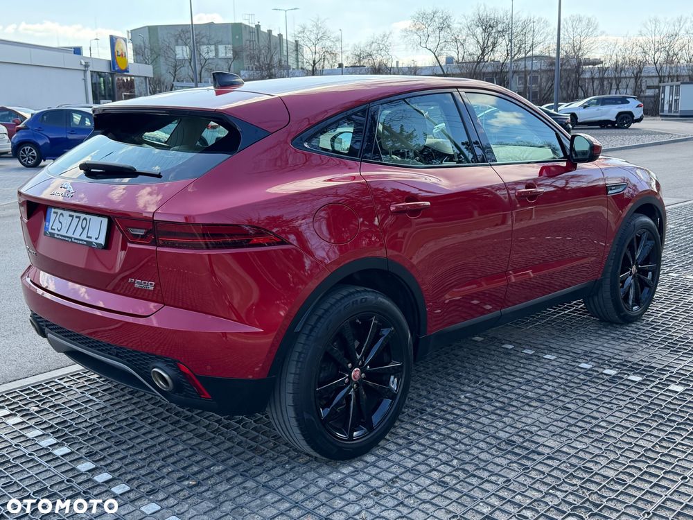Jaguar E-Pace 2.0 i4P AWD SE - 8